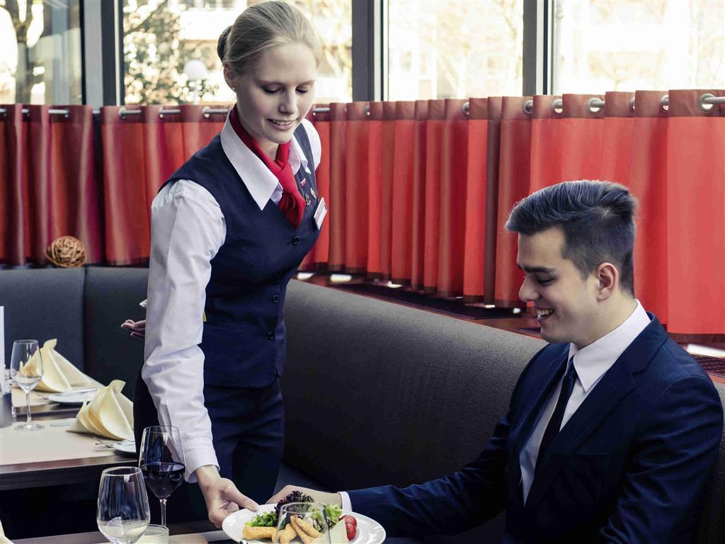 Hotel Mercure Neuperlach Sud Monaco di Baviera